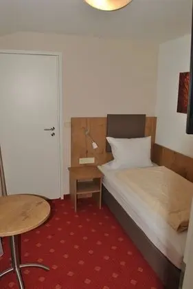Tek Kişilik Oda