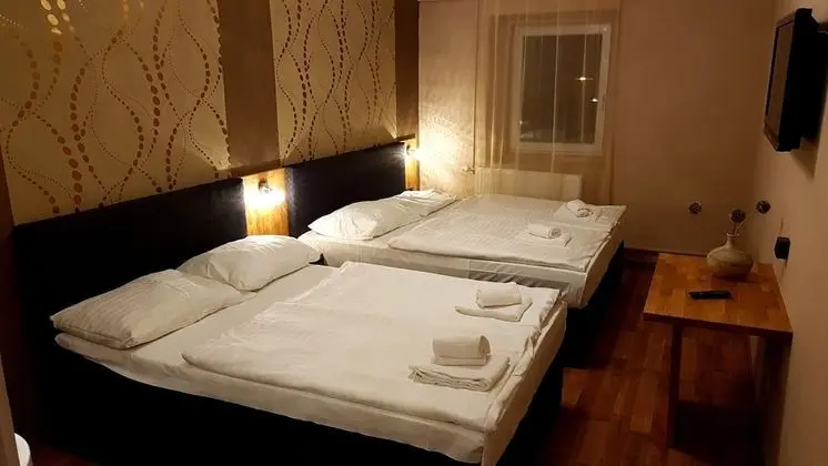 Standard Üç Kişilik Oda, Birden Çok Yatak