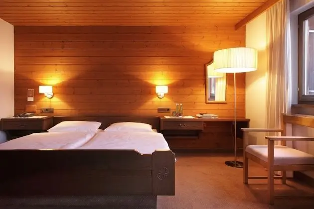 Classic Tek Büyük Yataklı Oda, Balkon (Klassik)