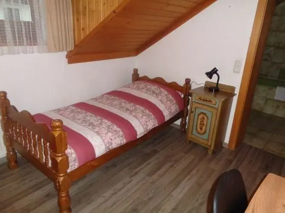 Traditional Tek Kişilik Oda