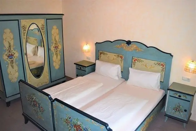 Economy Büyük Yataklı Tek Kişilik Oda