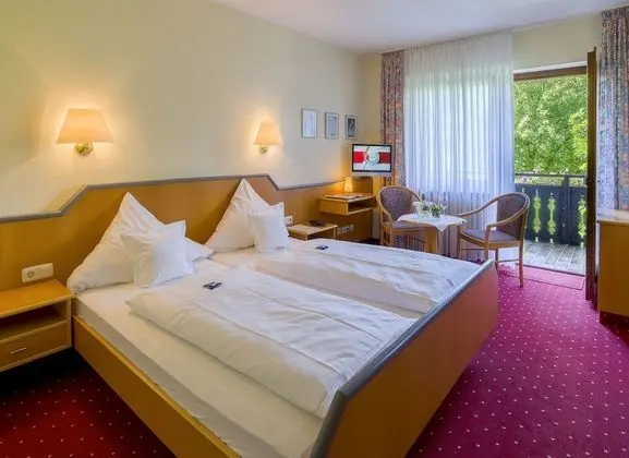 Economy Tek Büyük Yataklı Oda, 1 Çift Kişilik Yatak, Sigara İçilmez, Bahçe Manzaralı