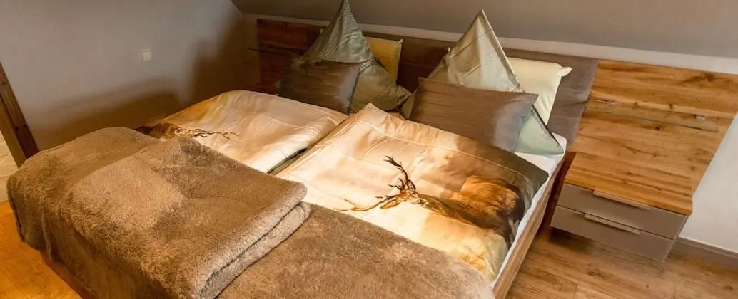 Tek Büyük Yataklı Oda