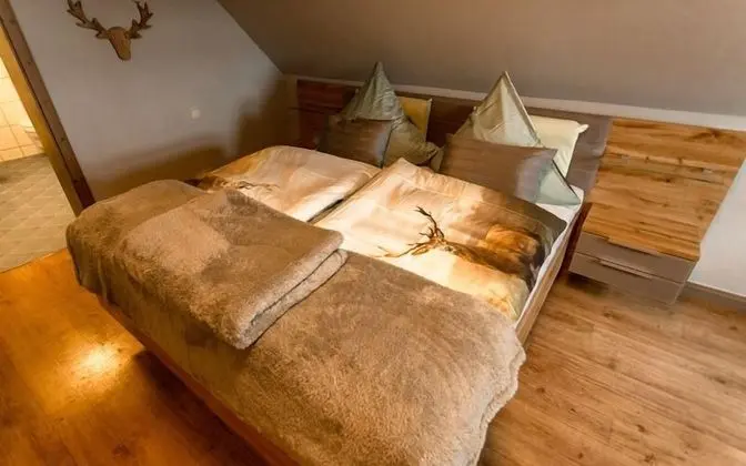 Tek Büyük Yataklı Oda