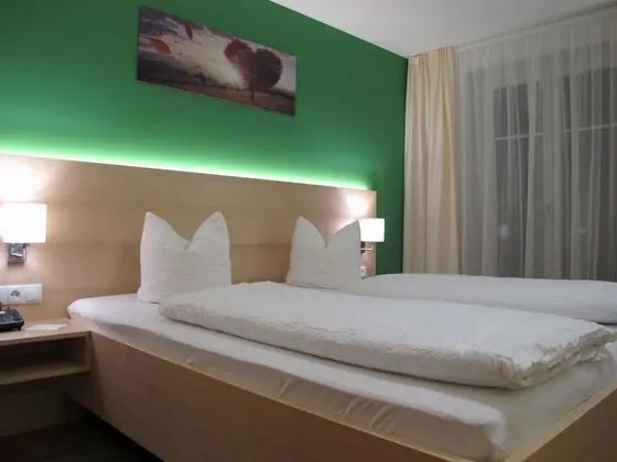 Comfort Tek Büyük veya İki Ayrı Yataklı Oda, 1 Yatak Odası, Bahçe Manzaralı, Dağ Yamacı