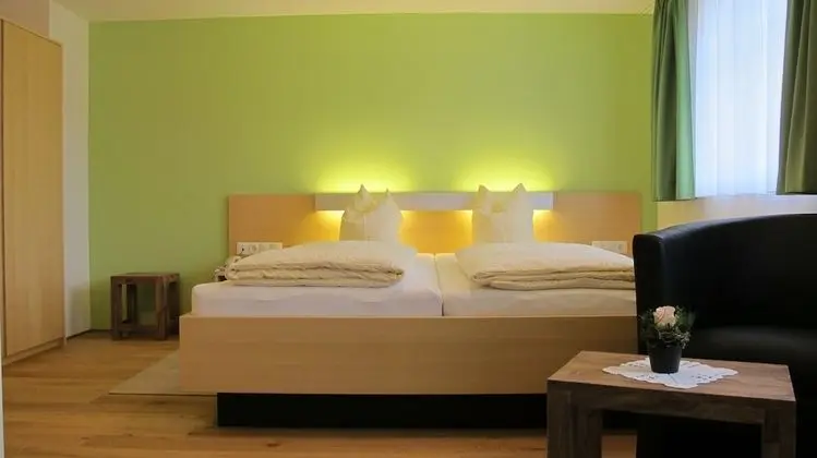 Comfort Tek Büyük veya İki Ayrı Yataklı Oda, 1 Yatak Odası, Bahçe Manzaralı, Dağ Yamacı