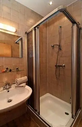 Tek Kişilik Oda, Özel Banyo