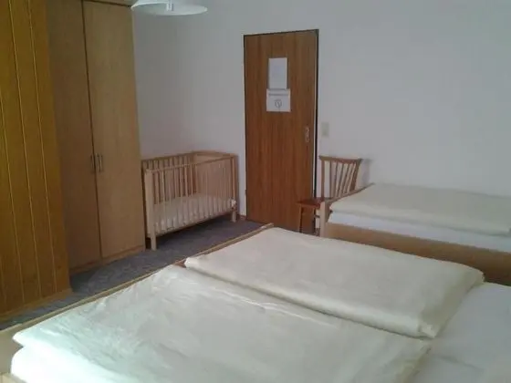 Standard Üç Kişilik Oda