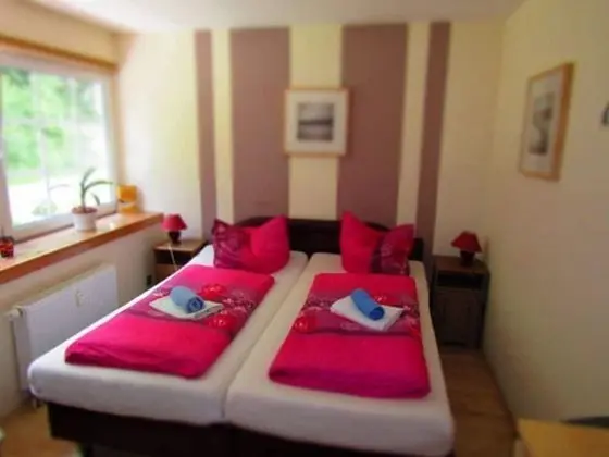 Tek Büyük Yataklı Oda