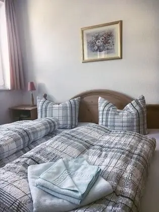 Classic Tek Büyük Yataklı Oda