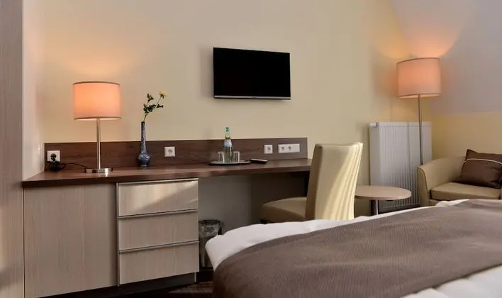 Comfort Tek Büyük Yataklı Oda