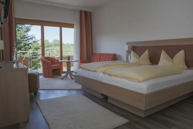 Comfort Tek Büyük Yataklı Oda, 1 Çift Kişilik Yatak, Sigara İçilmez, Bahçe Manzaralı