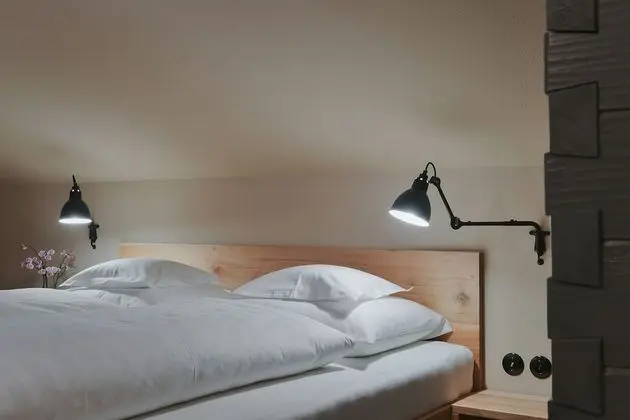 Classic Tek Büyük Yataklı Oda