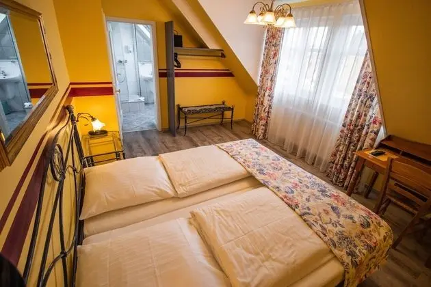 Tek Büyük Yataklı Oda