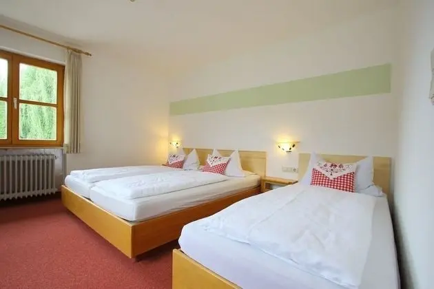 Standard Üç Kişilik Oda, Birden Çok Yatak, Sigara İçilmez, Tepe Manzaralı