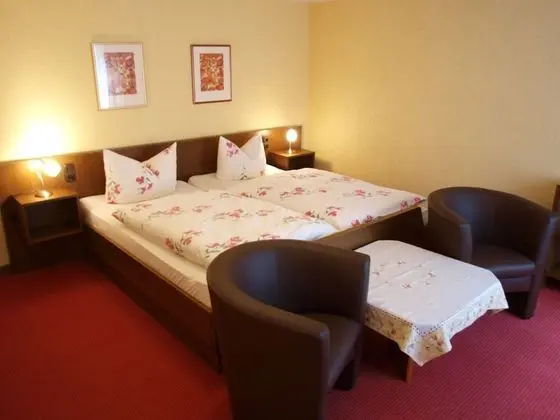 Tek Büyük Yataklı Oda