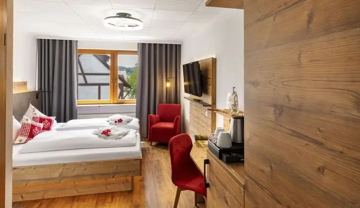 Standard Tek Büyük Yataklı Oda