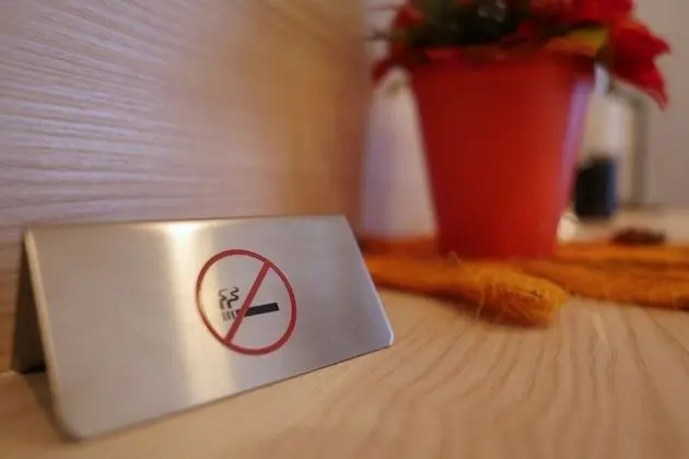 Büyük Yataklı Tek Kişilik Oda