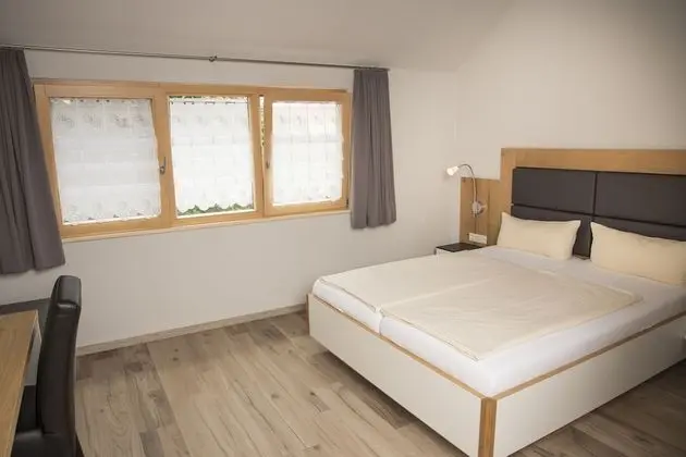 Comfort Büyük Yataklı Tek Kişilik Oda