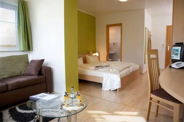 Comfort Tek Büyük Yataklı Oda