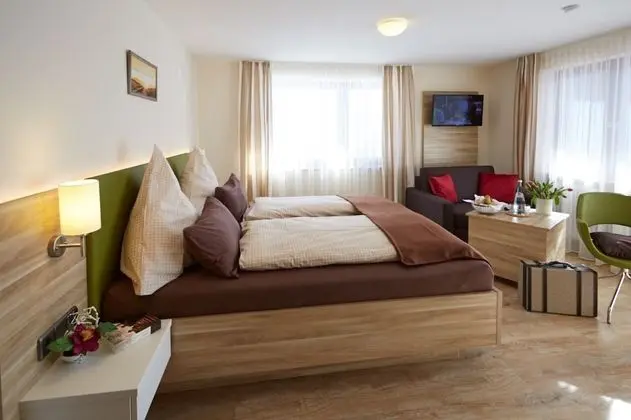 Comfort Tek Büyük Yataklı Oda