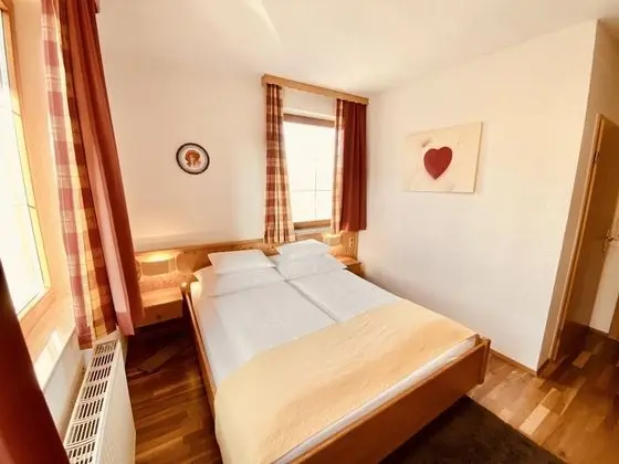 Economy Tek Büyük Yataklı Oda