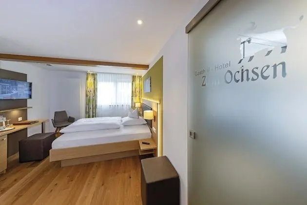 Business Tek Büyük Yataklı Oda