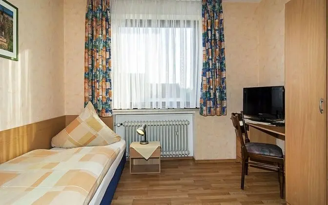 Tek Kişilik Oda (House 1)