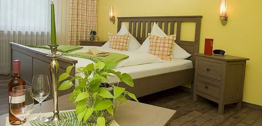 Comfort Tek Büyük Yataklı Oda