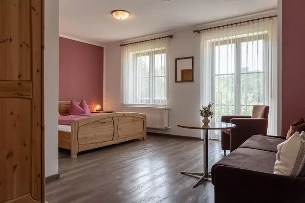 Tek Büyük Yataklı Oda, Bahçe Manzaralı