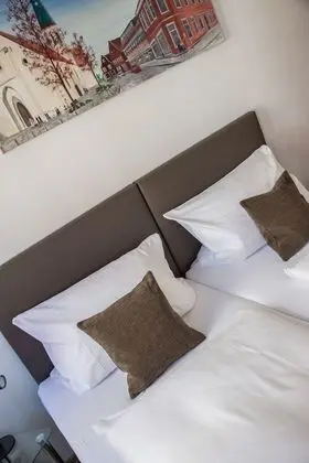 Superior Tek Büyük Yataklı Oda