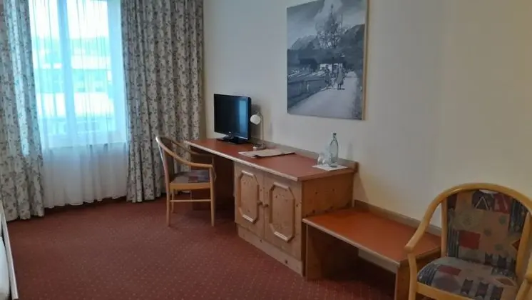 Comfort Tek Büyük Yataklı Oda (Shower)