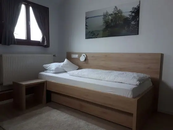 Tek Kişilik Oda, Bahçe Manzaralı