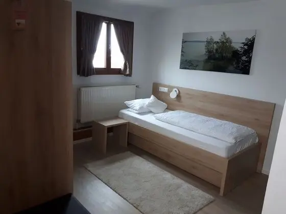 Tek Kişilik Oda, Bahçe Manzaralı