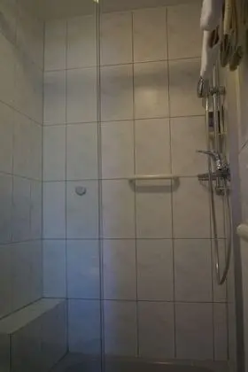 Tek Kişilik Oda, Bahçe Manzaralı