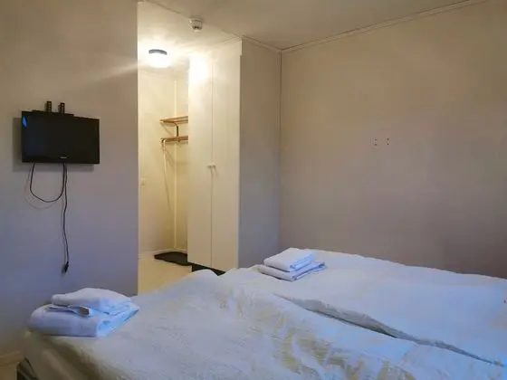 Basic Tek Büyük Yataklı Oda, Özel Banyo, Ek Bina