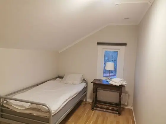 Tek Kişilik Oda, Ortak Banyo