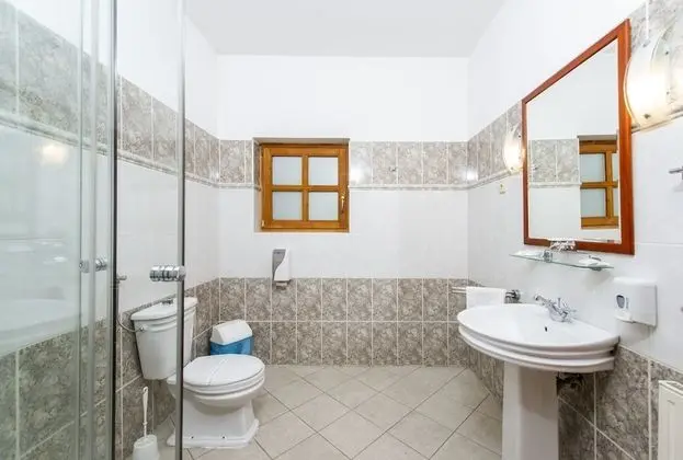 Basic Üç Kişilik Oda