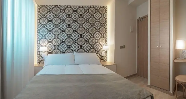 Economy Tek Büyük Yataklı Oda