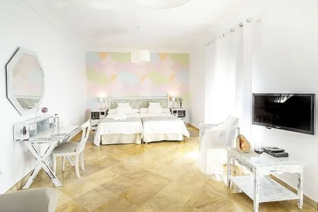 İki Ayrı Yataklı Oda (number 4 and 5)