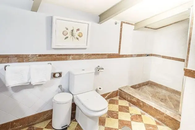 İki Ayrı Yataklı Oda (number 4 and 5)