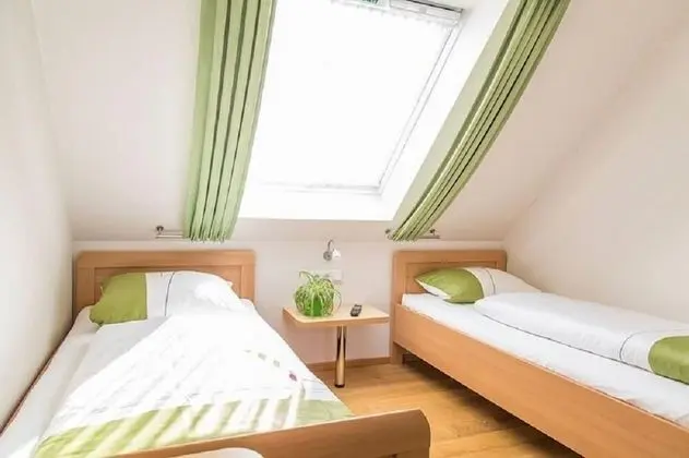 İki Ayrı Yataklı Oda, 2 Tek Kişilik Yatak, Sigara İçilmez