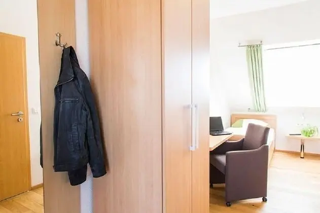 Tek Kişilik Oda, 1 Tek Kişilik Yatak, Sigara İçilmez