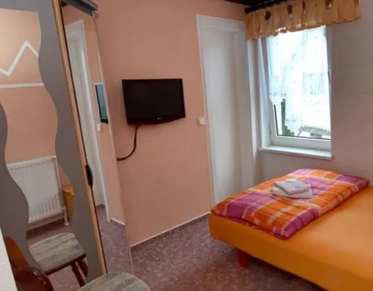 Tek Kişilik Oda