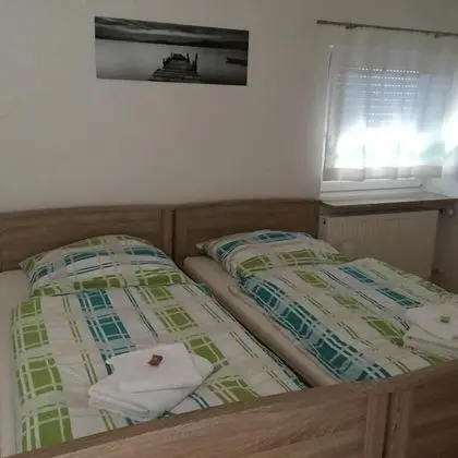 Tek Büyük Yataklı Oda, Sigara İçilmez