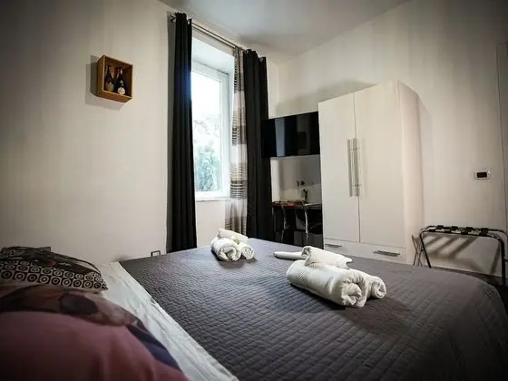 Tek Büyük Yataklı Oda