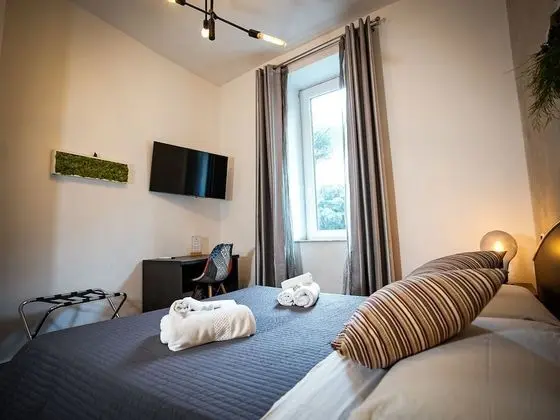 Tek Büyük Yataklı Oda