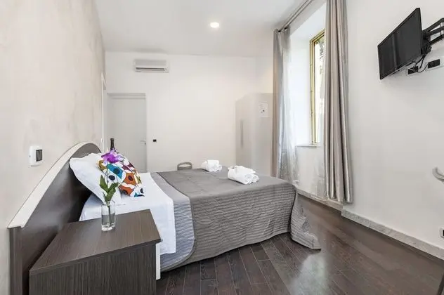 Tek Büyük Yataklı Oda