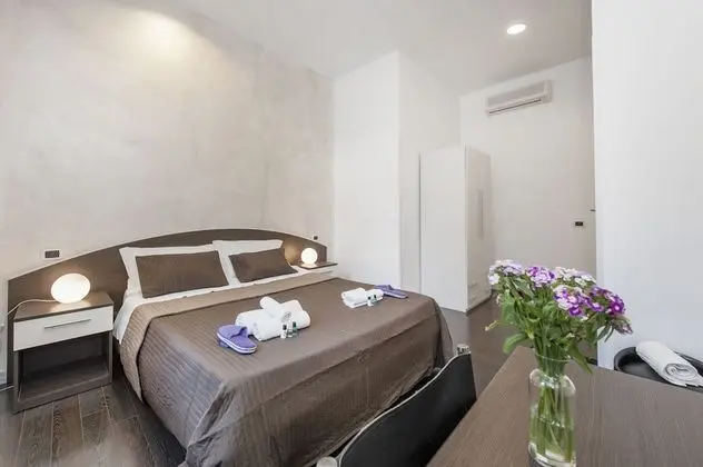 Tek Büyük Yataklı Oda