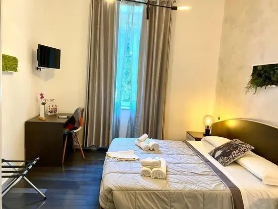 Tek Büyük Yataklı Oda